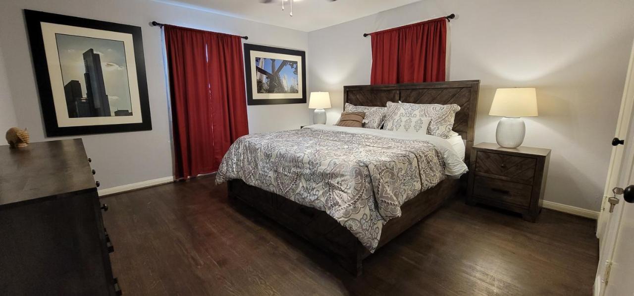 The Harby Street House - Close To U Of H, Stadiums, Downtown, Med Center Houston Bagian luar foto